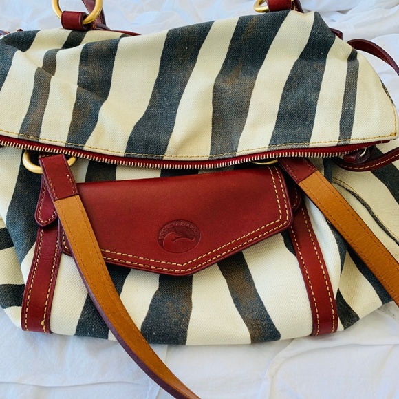 Dooney & Bourke Handbags - Dooney & Bourke Vintage Zebra Satchel Dooney & Bourke Handbags - Dooney & Bourke Vintage Zebra Satchel